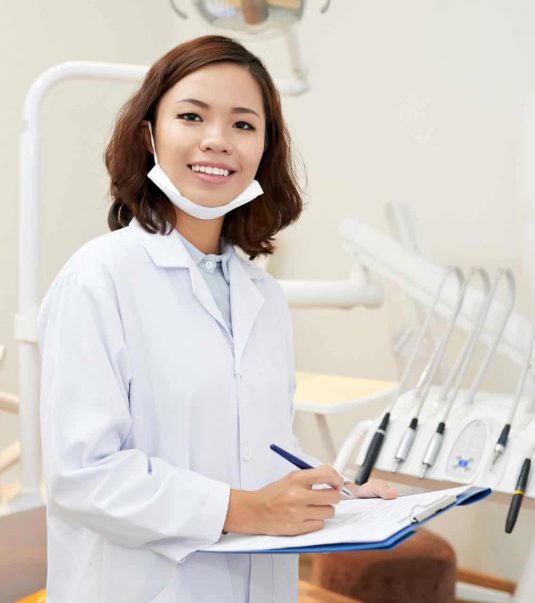 pretty-young-dentist-PRG826H.jpg pretty-young-dentist-PRG826H.jpg